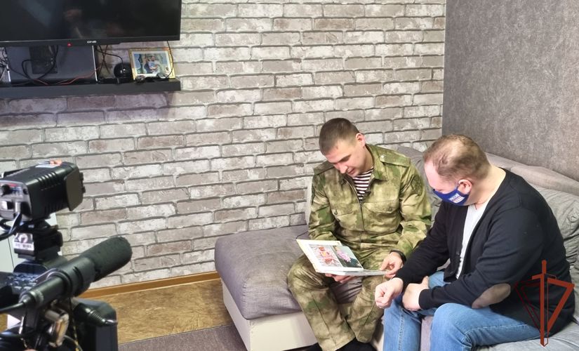Астраханские журналисты познакомили телезрителей с семьей офицера Росгвардии